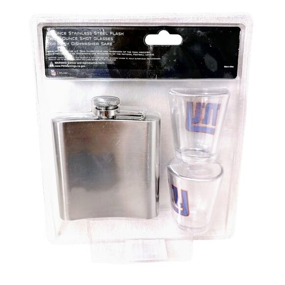 NEW YORK GIANTS Flask + 2 Shot Glasses Set Brushed Stainless Steel NFL Portable - Picture 4 of 5